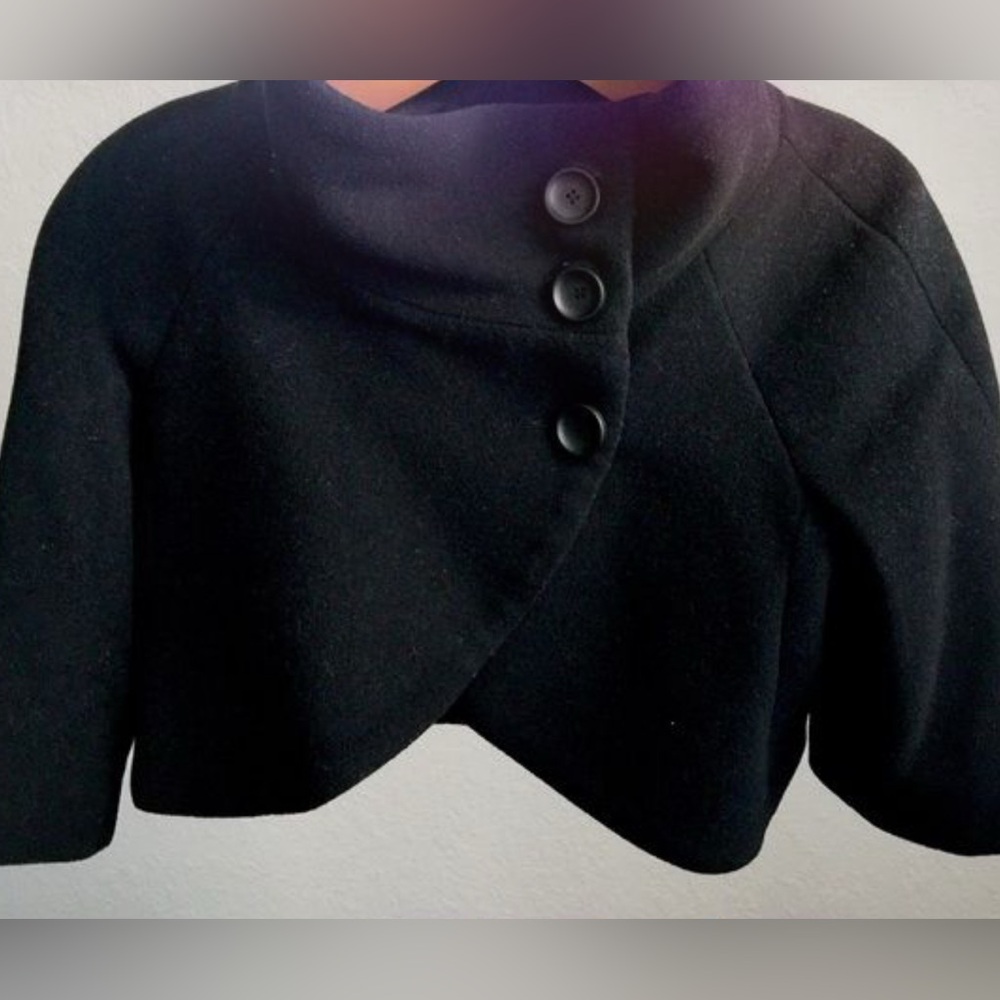Zara wool blend Black Buttoned cropped Shrug coat size large